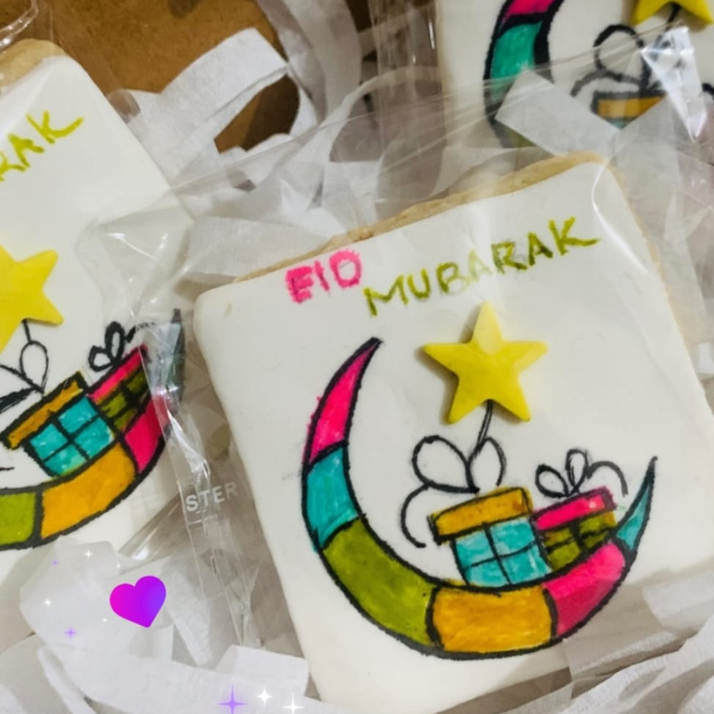 hand painted eid mubarak cookies available in lahore