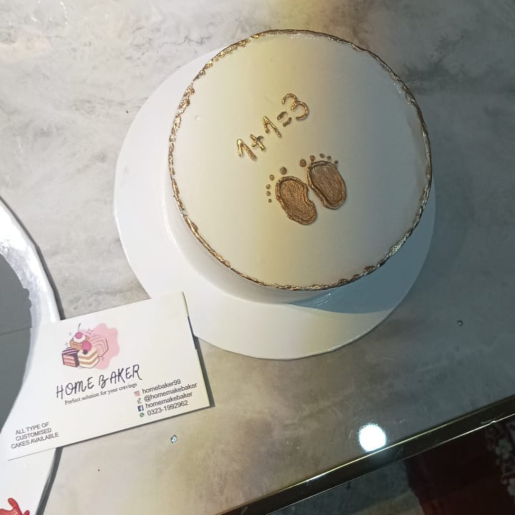 customized special cake lahore