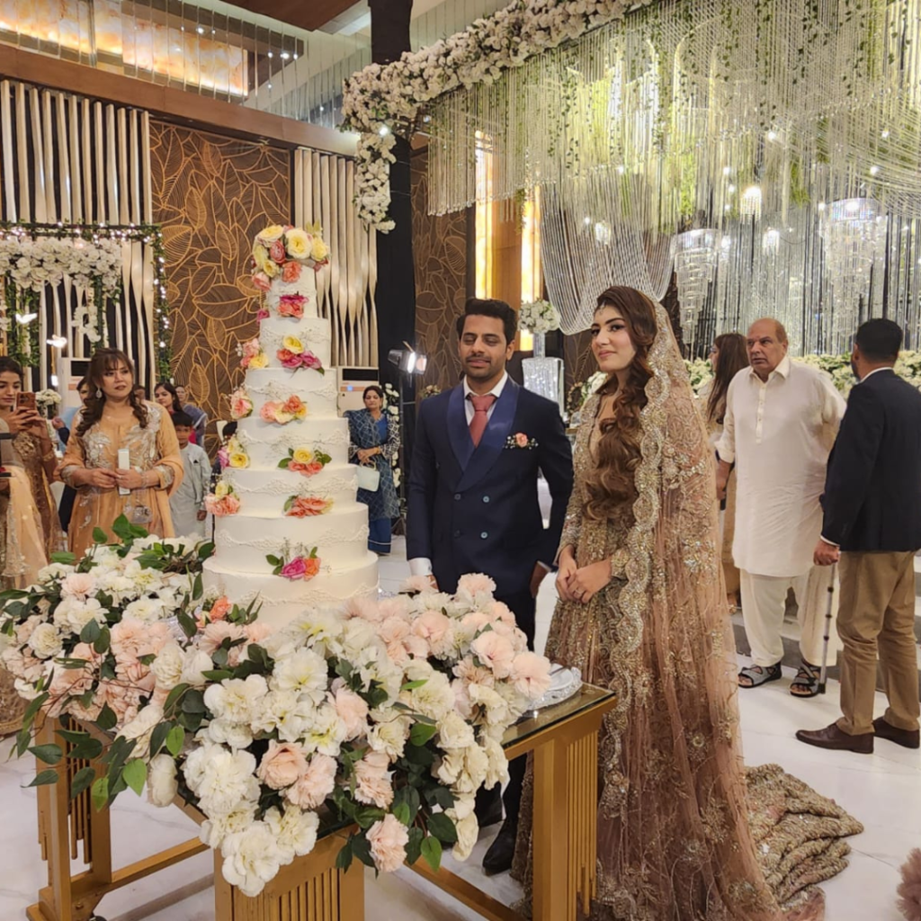 customized wedding cake lahore