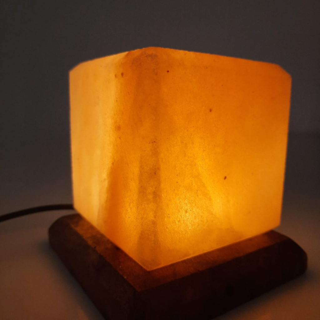 CUBE 3.5×3.5×3.5 inches Warm Light USB lahore