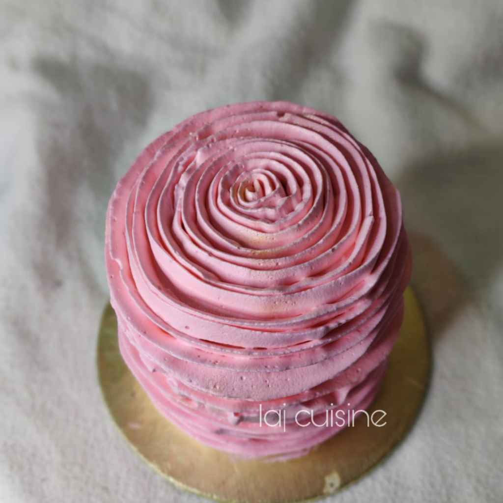 Fresh cream cake order online in lahore