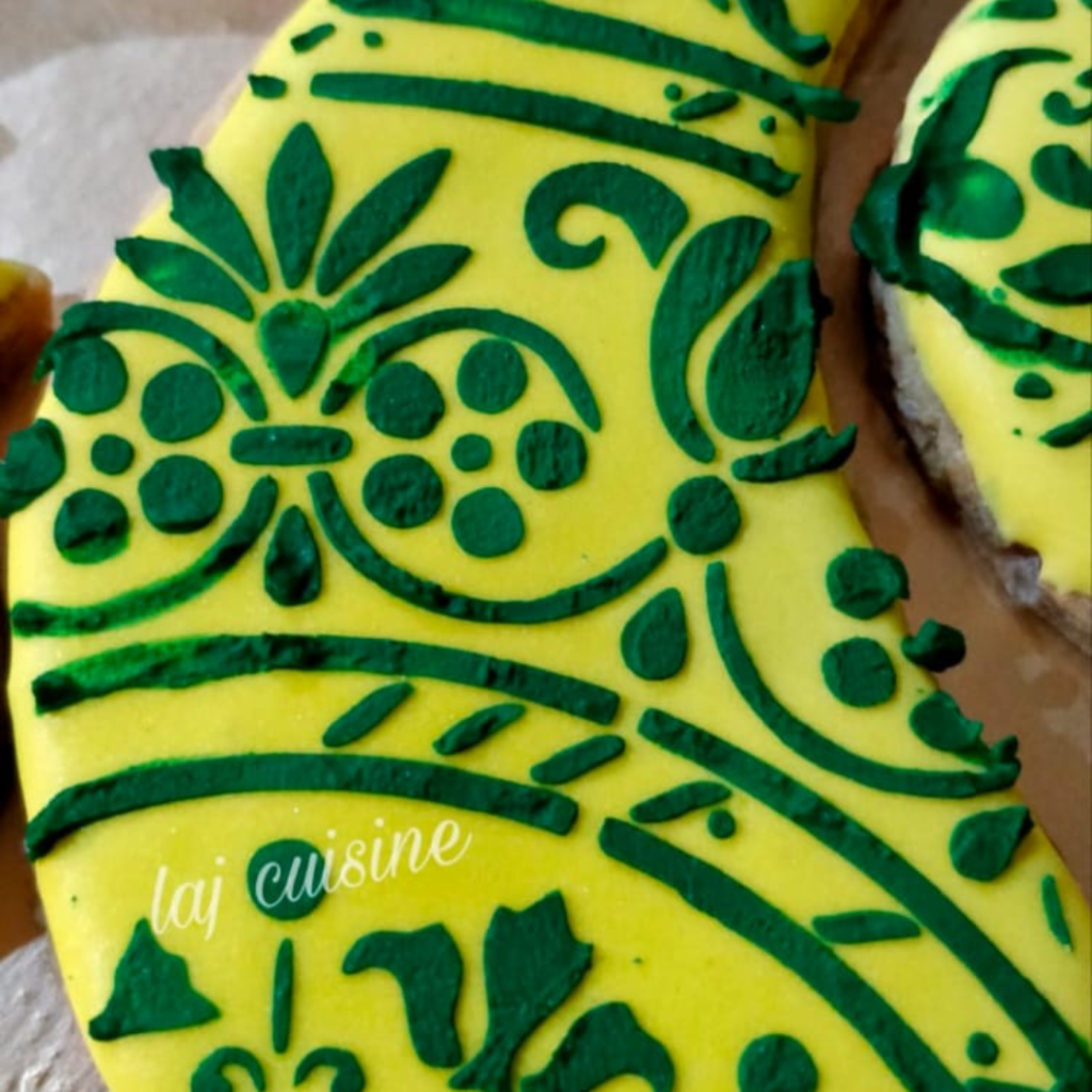 mehndi design Scottish bread cookies