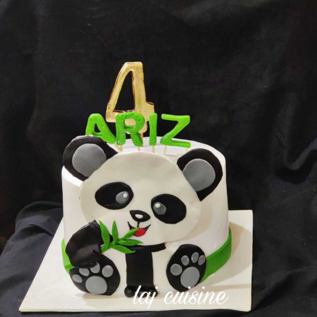 fondant cake 3000 per pound order in lahore